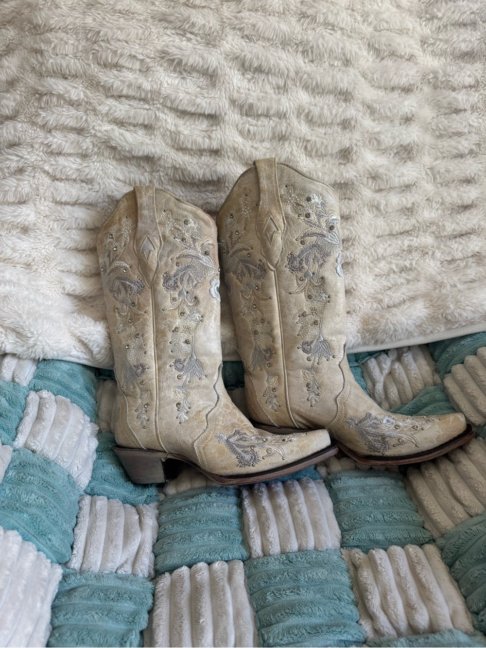 Embellished Cream Western Heeled Boots - Picture 2 of 4